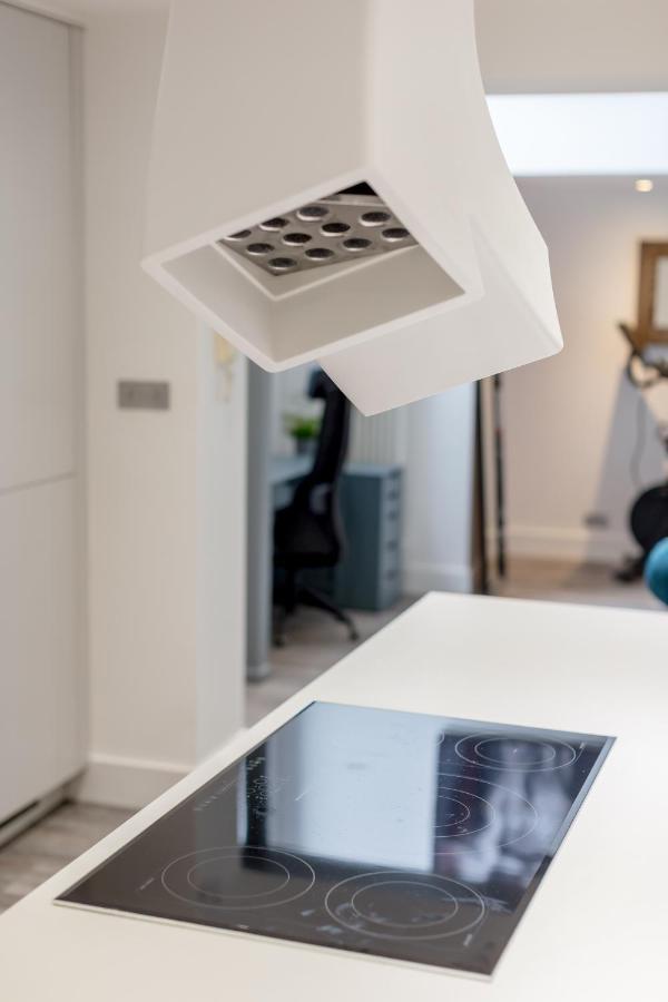 Luxury Architect Designed Apt 13 Mins To Royal Mile Edinburgh Exterior photo